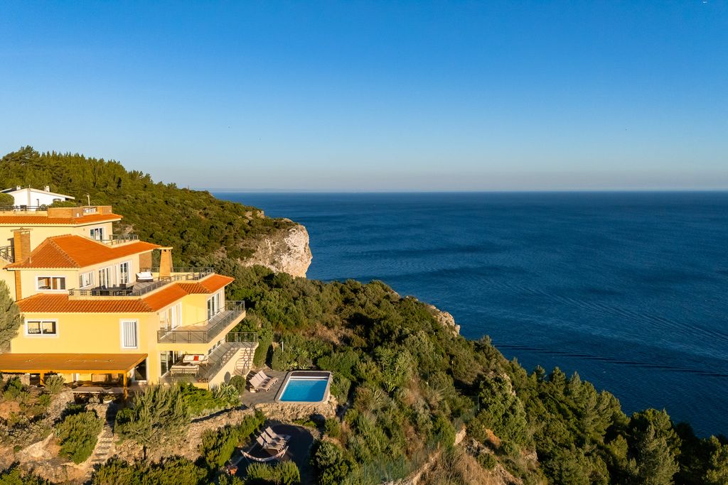 Villa Rochosa Lisbon Coast Olivers Travels 2