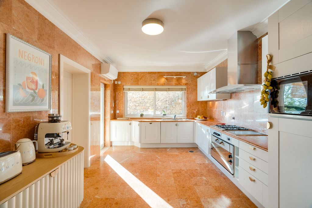 Villa Rochosa Lisbon Coast Olivers Travels 5