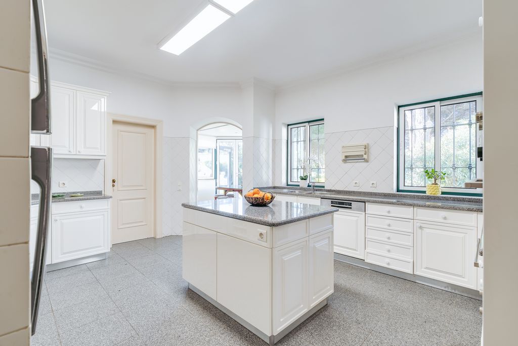 Casa Aurora Lisbon Coast OliversTravels 5