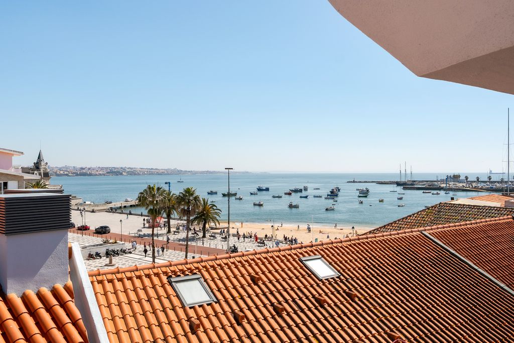 Baia Bonita Cascais Olivers Travels 2