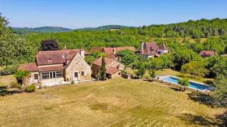 Maison Paysanne Dordogne Olivers Travels 1