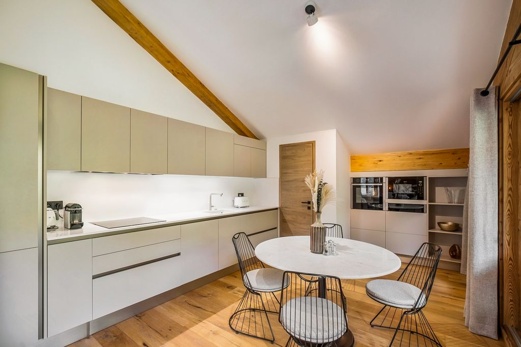 Apartment Solene Courchevel OliversTravels 5