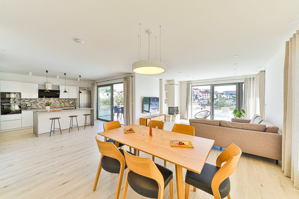 Villa Pacio Dalmatia Coast Olivers Travels 3