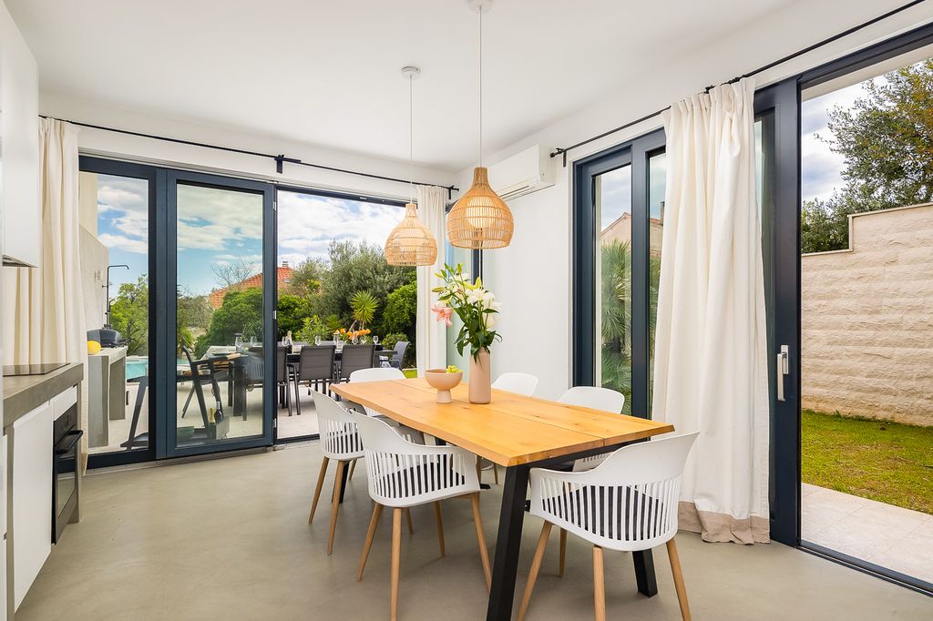 Villa Dalmare Brac Olivers Travels 4