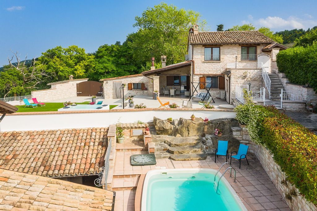 Casa Armonia Le Marche Olivers Travels 1