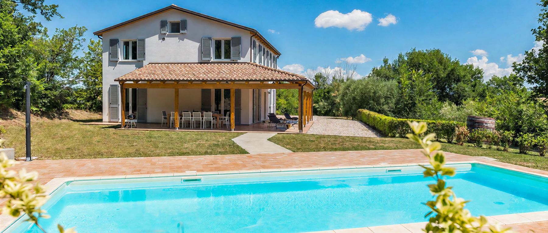 001 casa sibillina central italy olivers travels desktop center