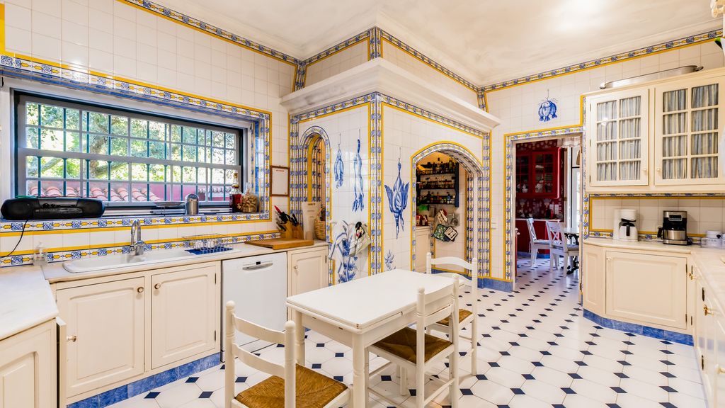 Casa Ambar Lisbon Coast Olivers Travels 5