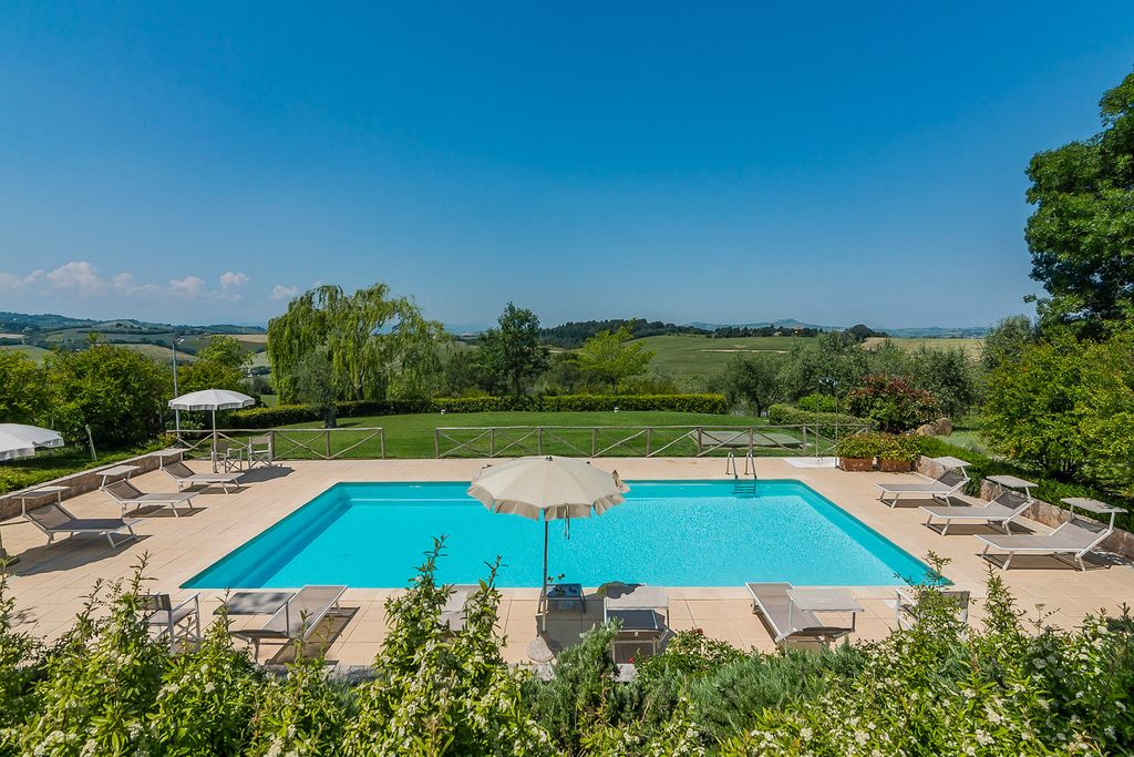 Villa Dell Essenza Le Marche Olivers Travels 1