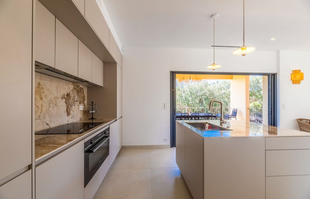 Villa Big Blue France Olivers Travels 5