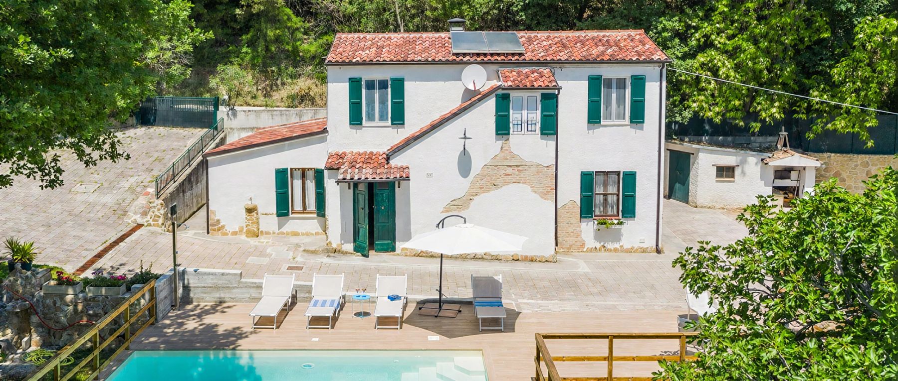 001 villa velina central italy olivers travels desktop center
