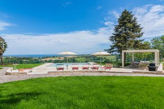 Villa Nivola Marche OliversTravels 1