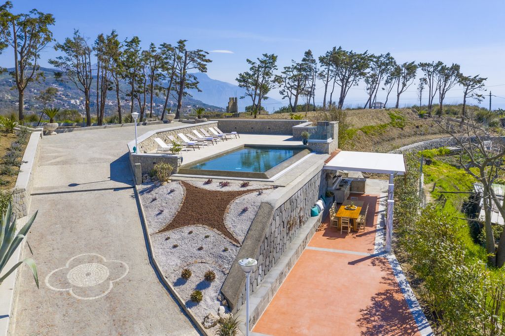 Villa Dei Due Golfi Marche Olivers Travels 2