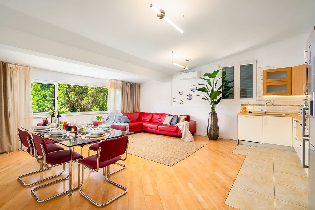 Apartment Romanza Split Olivers Travels 1