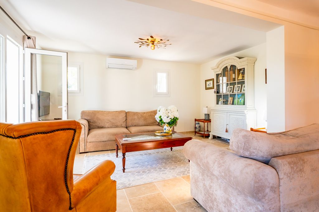 Bastide de la Dame Provence OliversTravels 3