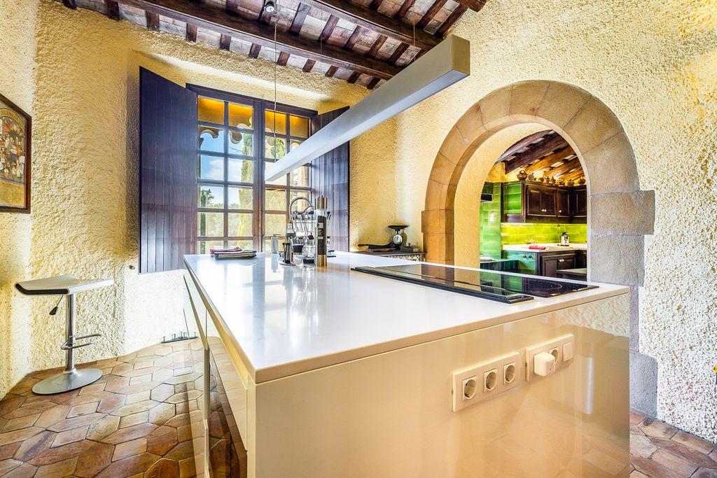 Mas Vilafreser Girona Olivers Travels 5