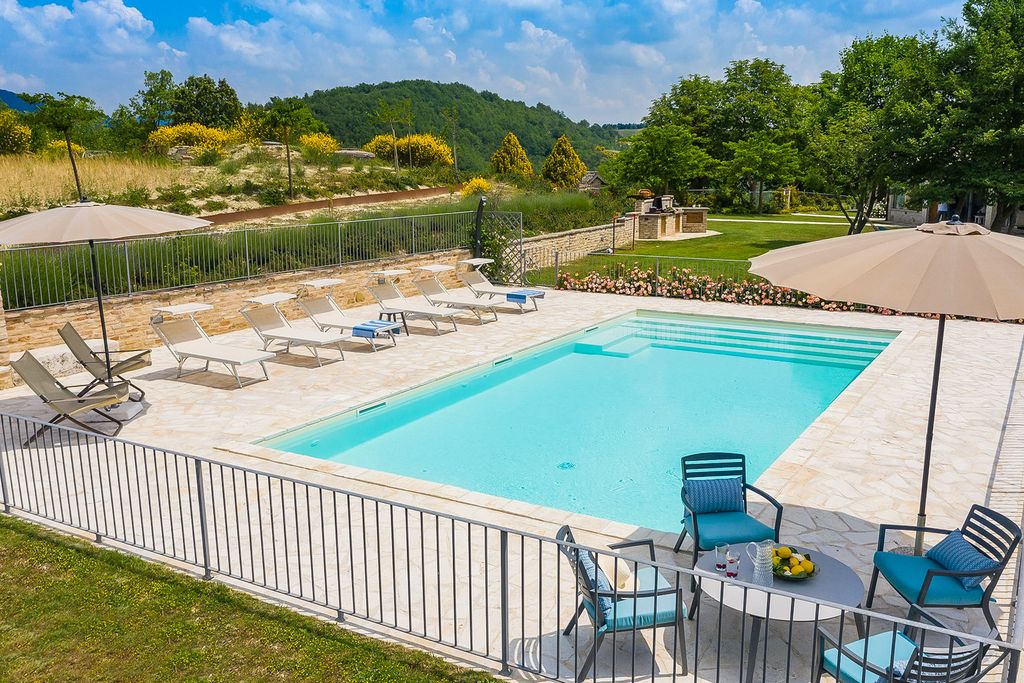 Villa Dolcezza Marche Olivers Travels 2