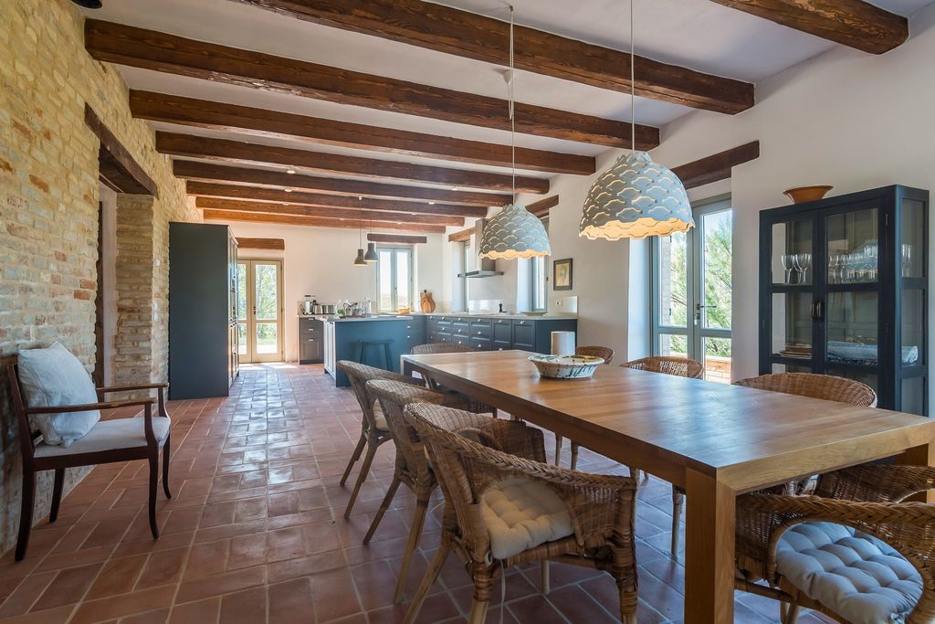 Villa Truquile Marche Olivers Travels 4