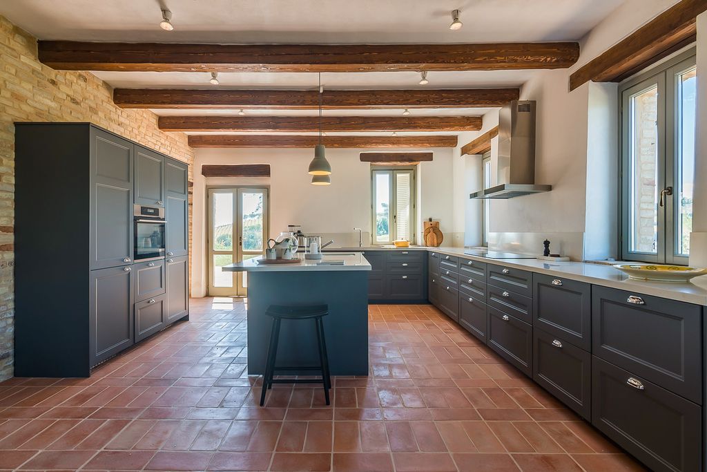 Villa Truquile Marche Olivers Travels 5