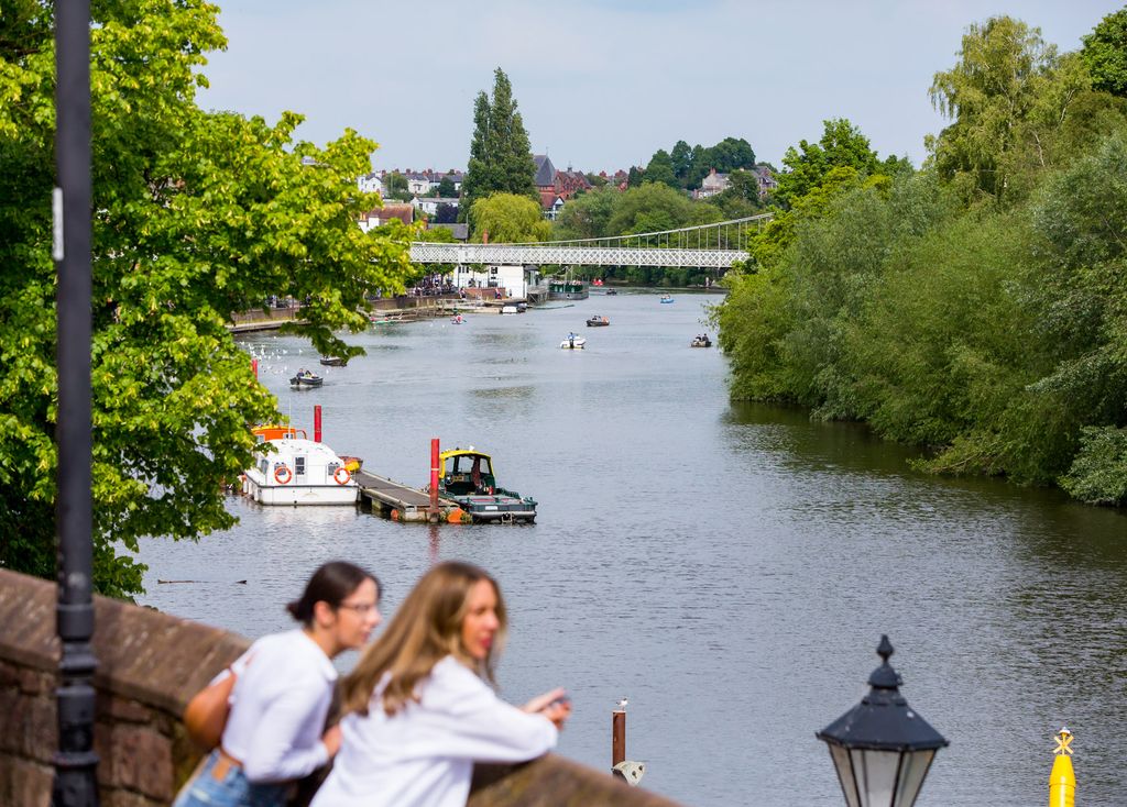 Quill House Cheshire Olivers Travels 2