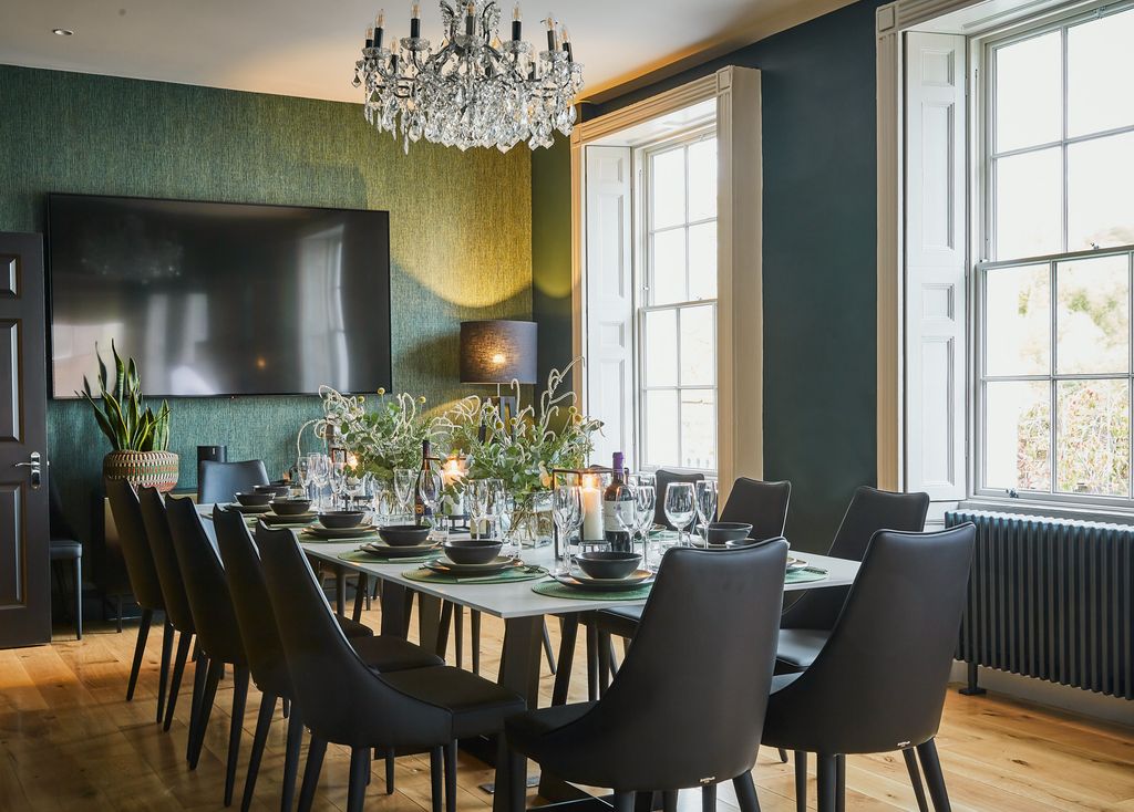 Quill House Cheshire Olivers Travels 4