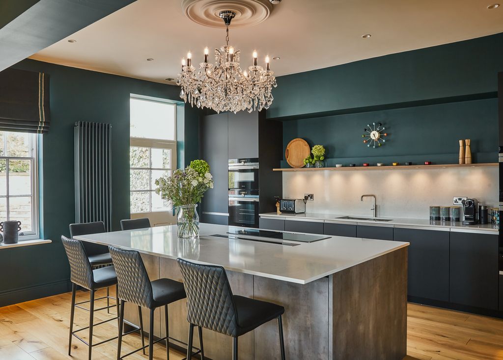 Quill House Cheshire Olivers Travels 5