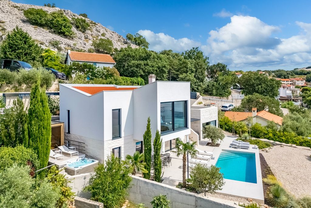 Shoreline Serenity Krk OliversTravels 1