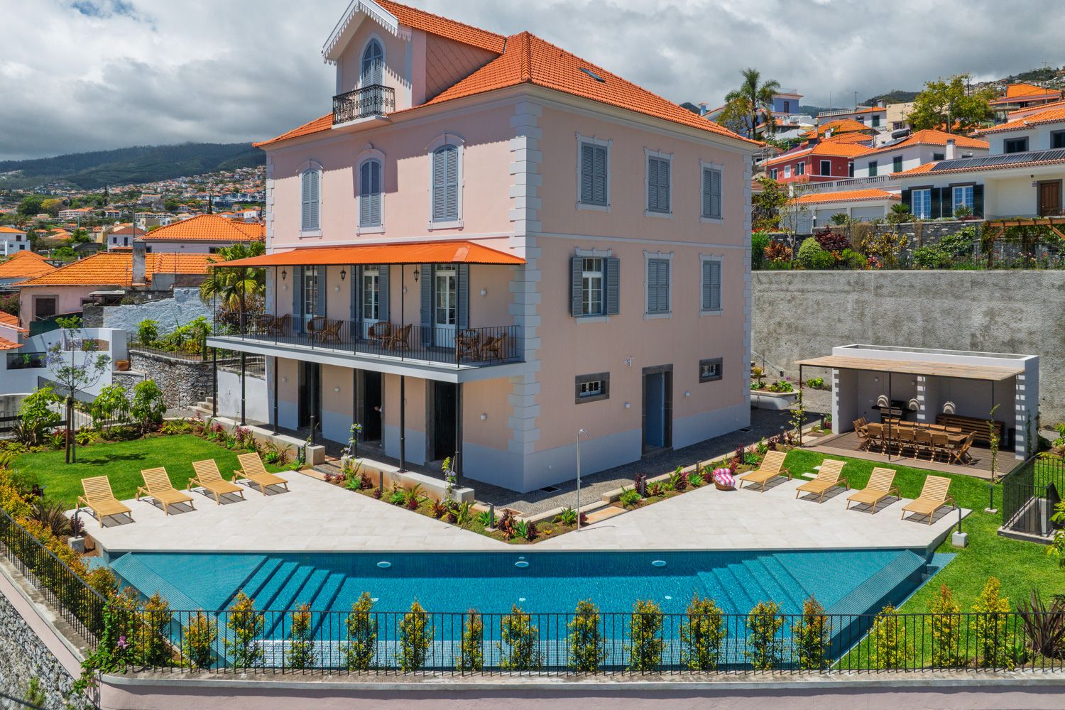 Panorama Pearl House