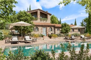 Borgo Pignano Villa il Poggiarello Italy OliversTravels 1