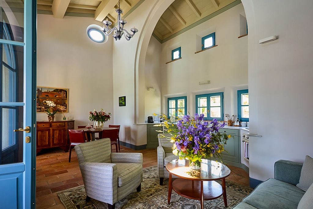 Villa Il Vignino Tuscany OliversTravels 3