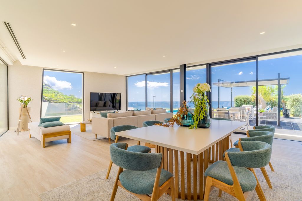 The Madeiran Lookout Madeira OliversTravels 3