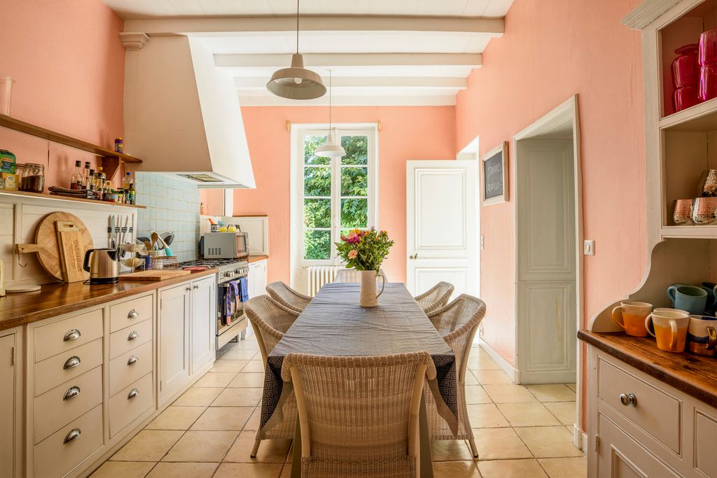 Maison des Lustres 3