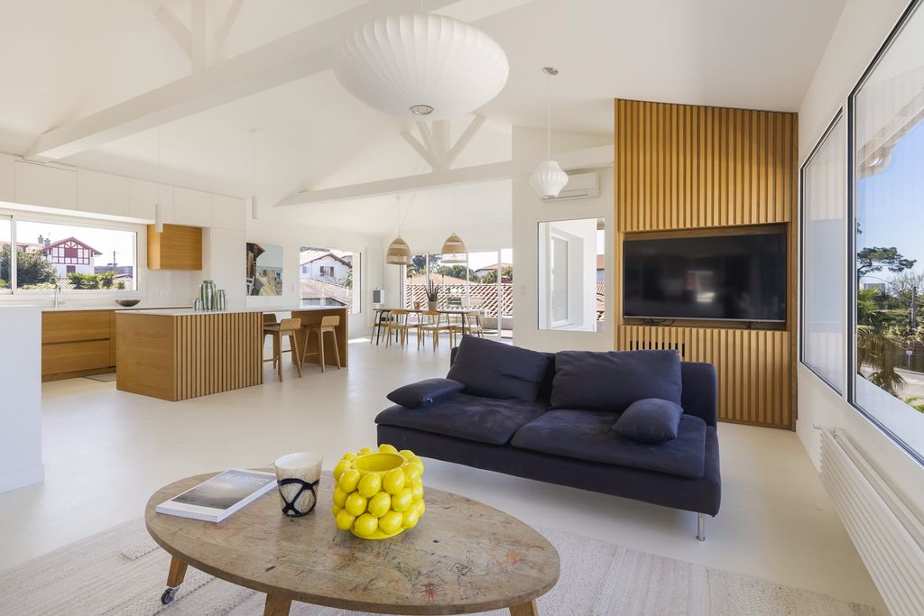 Maison Ananas Biarritz OliversTravels 4