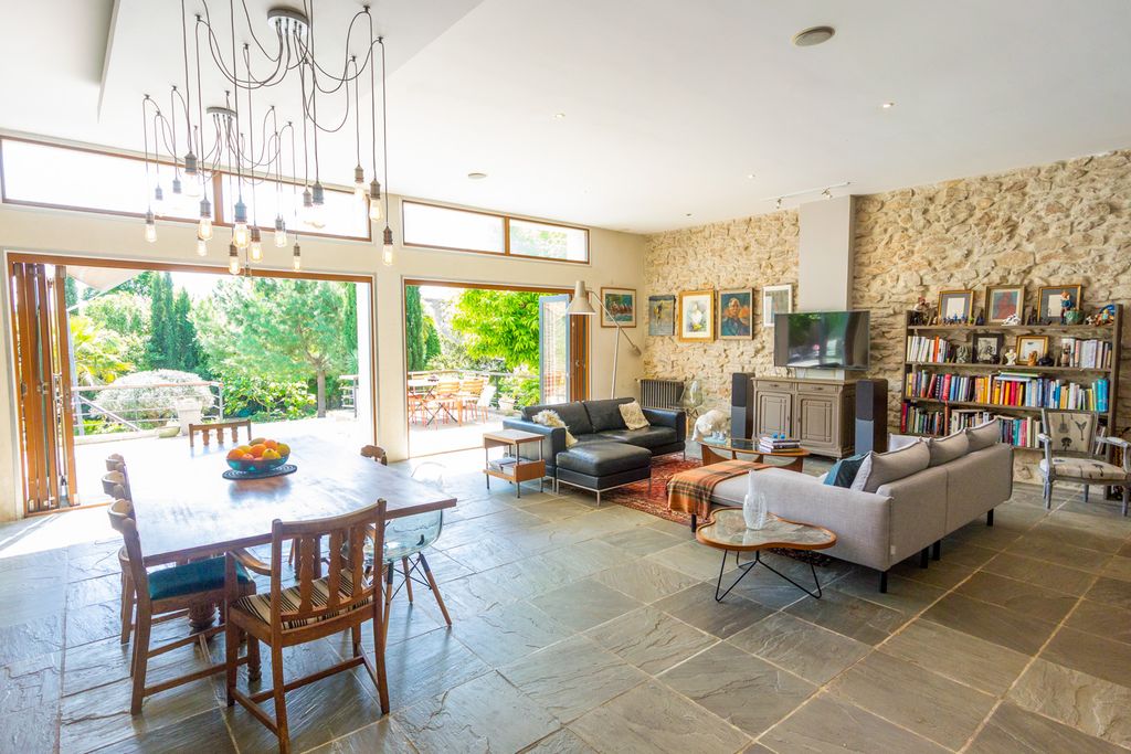 L'Ecurie PF OliversTravels 3