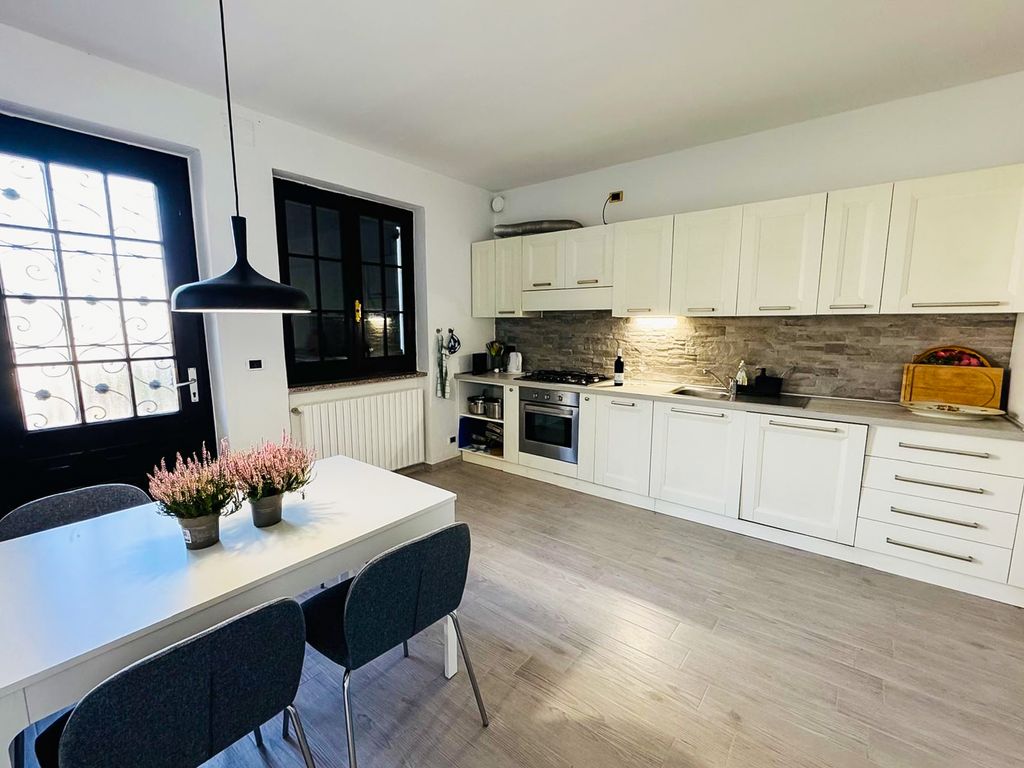 Casa Ferri Piedmont Olivers Travels 5