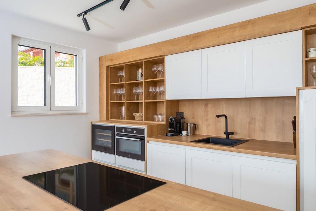 Biokovo Bliss Dalmatia Coast Olivers Travels 5