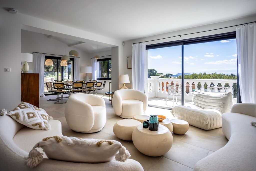 Villa Allure Royale French Riviera OliversTravels 4