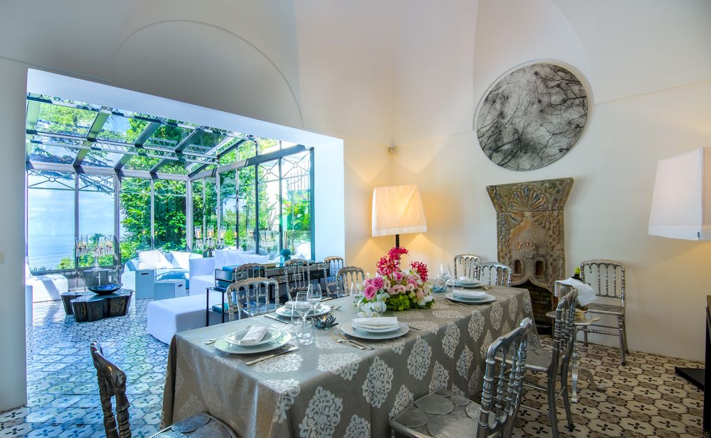 Villa Sirenum Amalfi Cast Olivers Travels 4