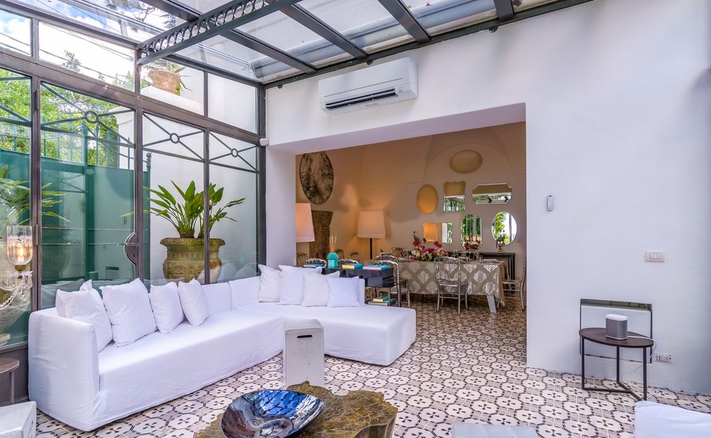 Villa Sirenum Amalfi Cast Olivers Travels 11