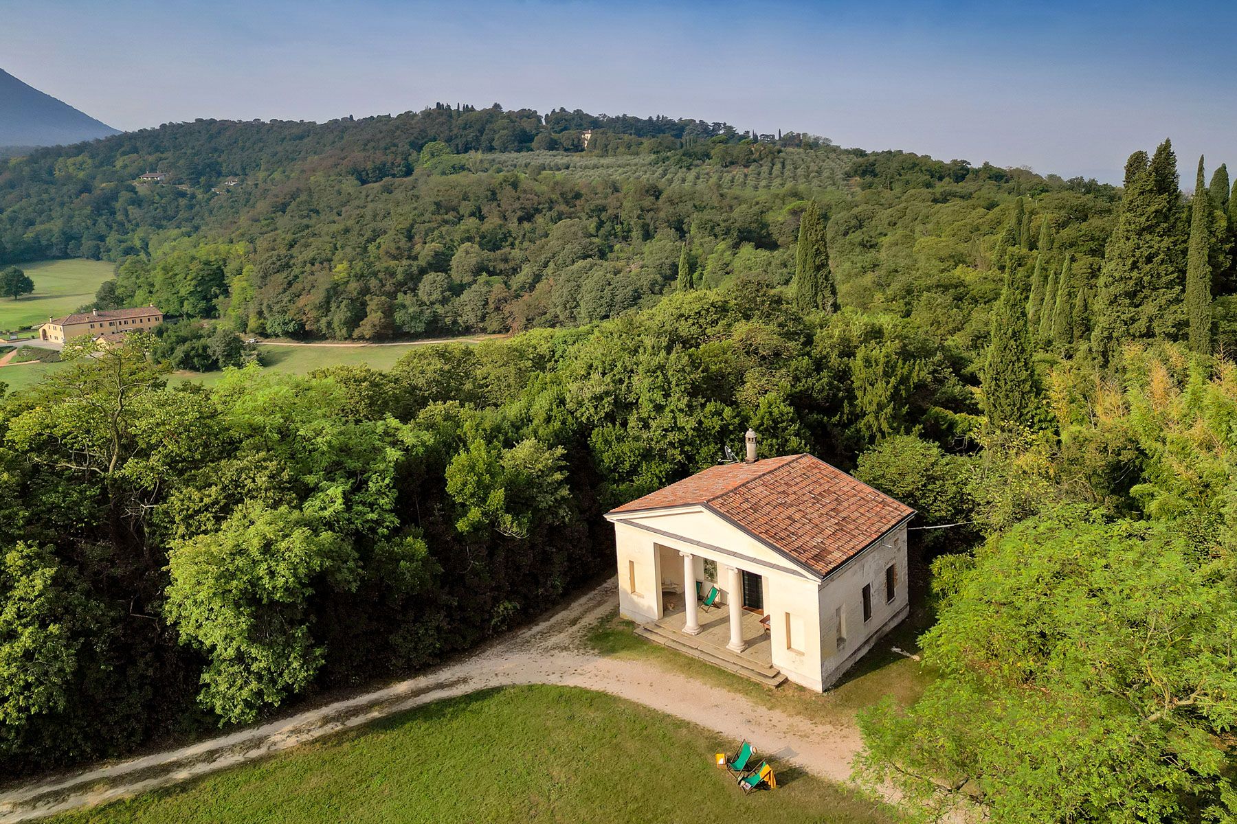 Villa ID-25230