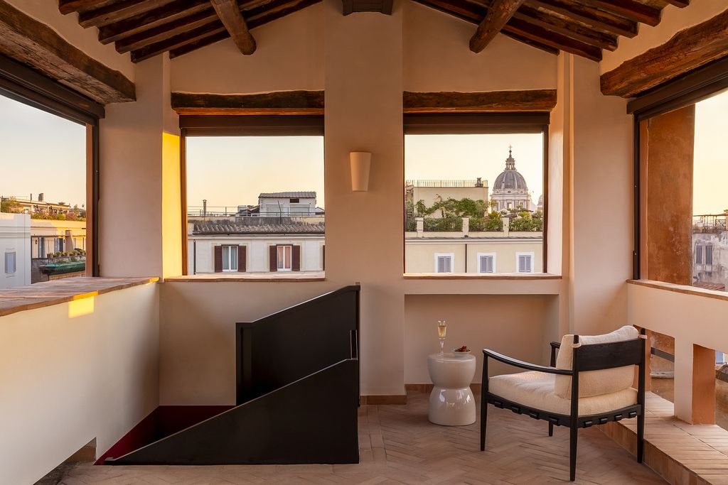Spanish Steps Apartment 2 Rome Olivers Travels 4