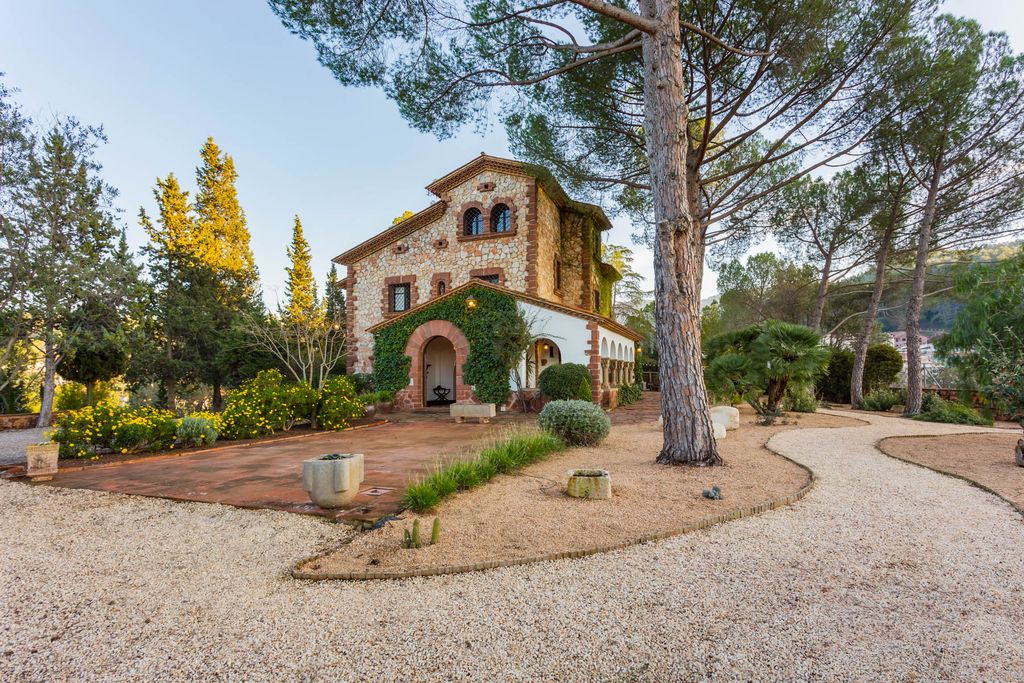 Villa Castellvi Barcelone Region Olivers Travels 33