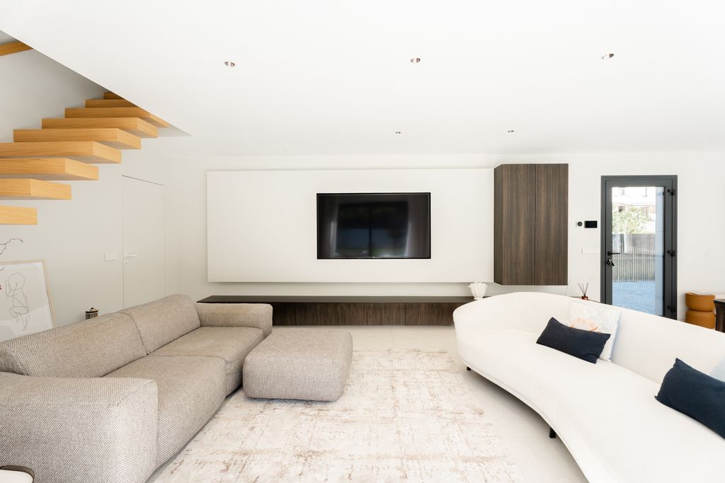 Villa Riviera Nova OliversTravels 3