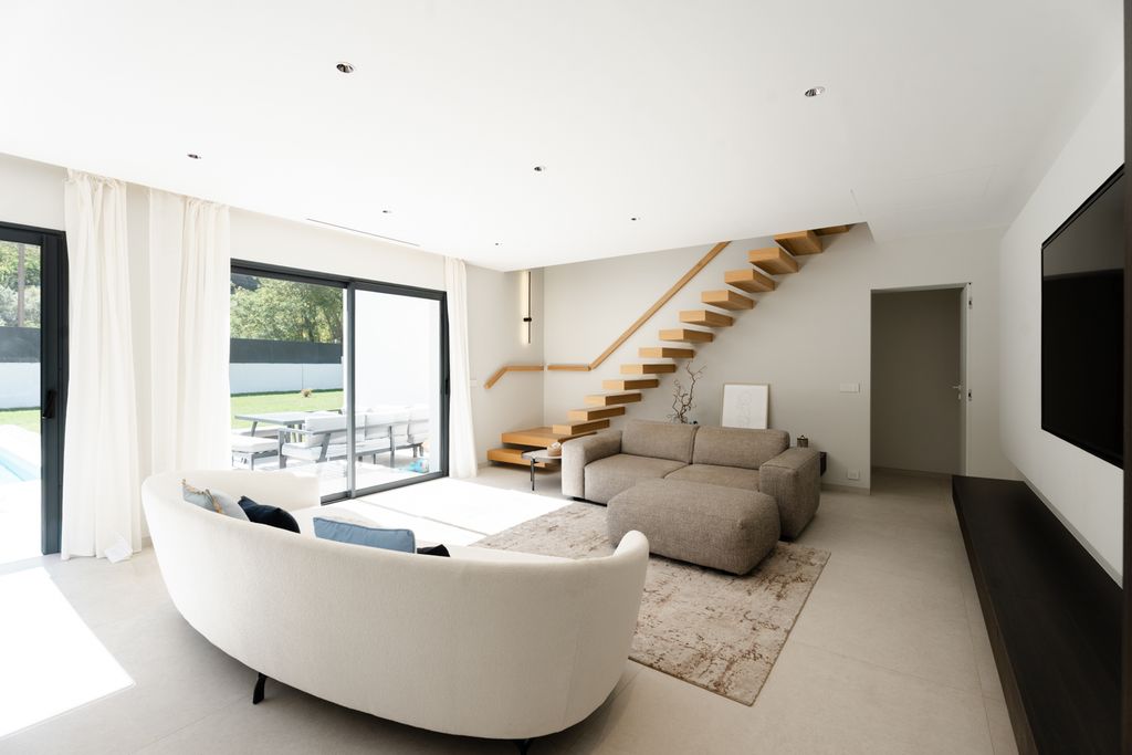 Villa Riviera Nova OliversTravels 4