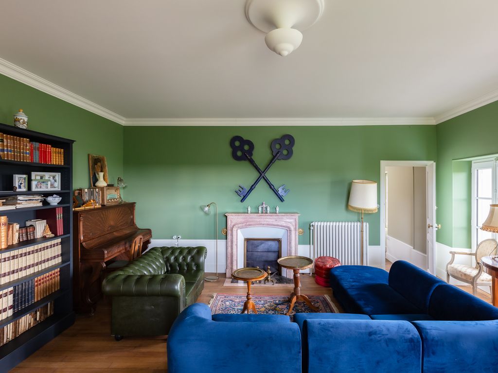 Maison Des Grands Crus Burgundy Olivers Travels 3