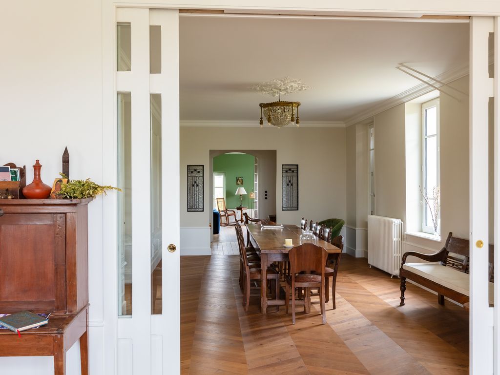 Maison Des Grands Crus Burgundy Olivers Travels 5