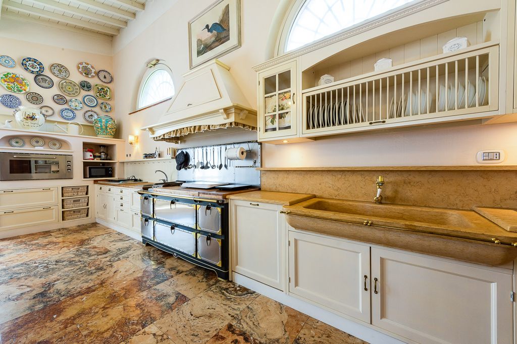 Villa Paglia Tuscany OliversTravels 04
