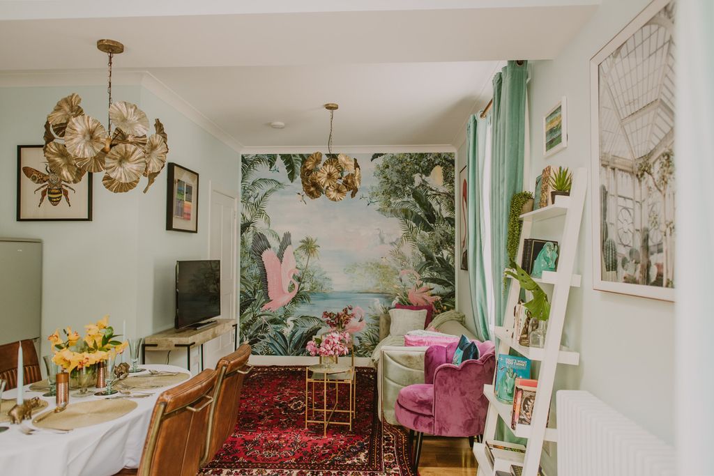 Crescendo Dumfries Olivers Travels 3