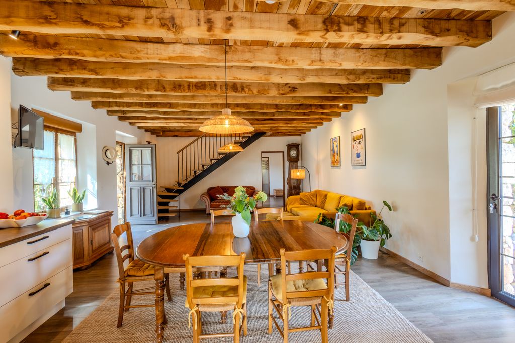 Le Six de Générille PF OliversTravels 4