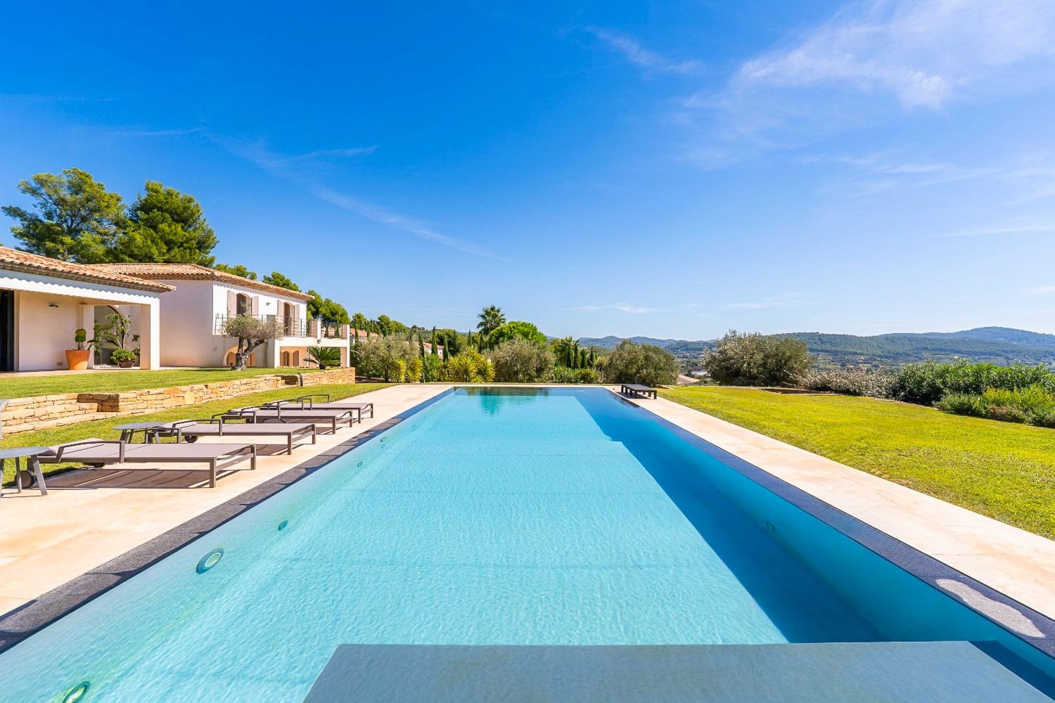 Bandol Retreat