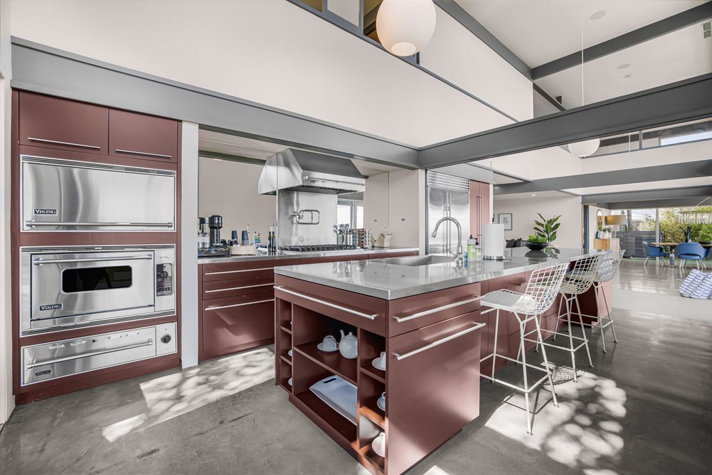 Beverly Grove Villa USA Olivers Travels 5